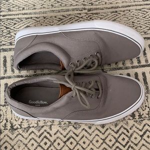 Like new: Goodfellow & Co leisure sneaks